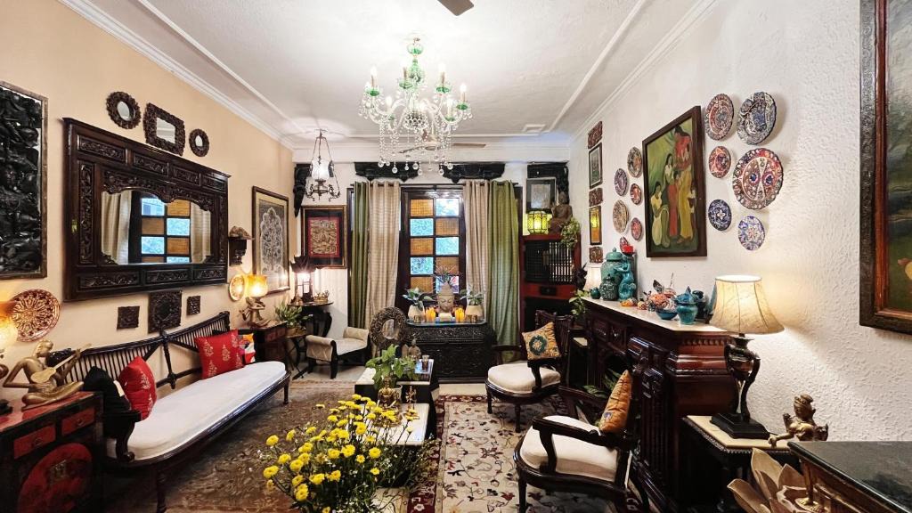 Safdarjung Enclave House | On the House homestay