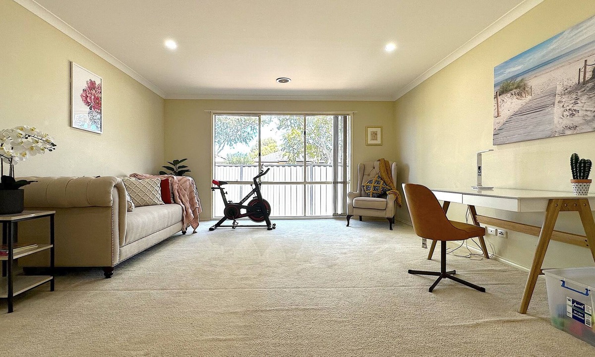 Point Cook House | Open Range Zoo/Supper Comfortable Beds/Shopping Center