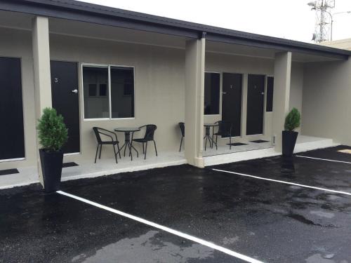 Bowen Town Center Hotel | Original North Australian