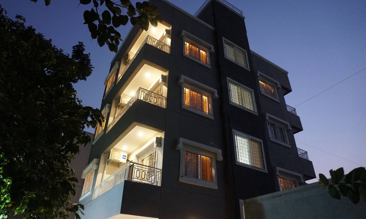 Pune Hotel | OYO 22963 White Castle Heritage