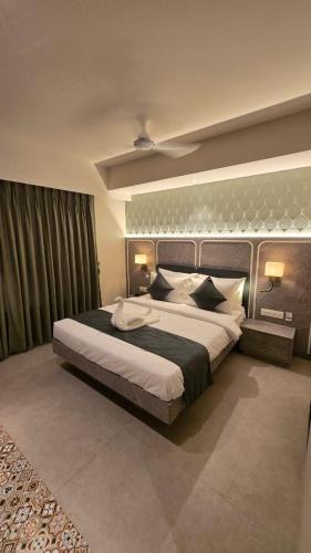 Panvel Hotel | P K Unicorn Hotel And Banquet
