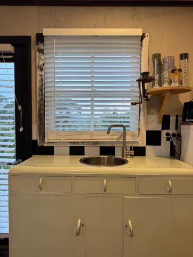 Bowral House | Painters Studio , Home On the Hill