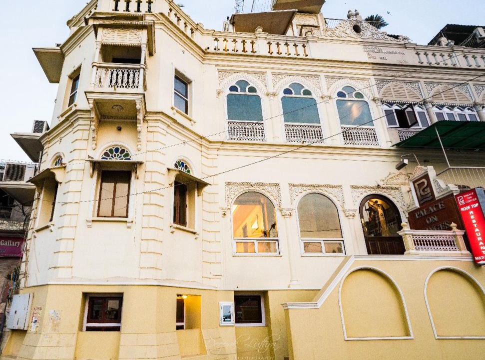 Varanasi Hotel | Palace On Ganges - Heritage Hotel