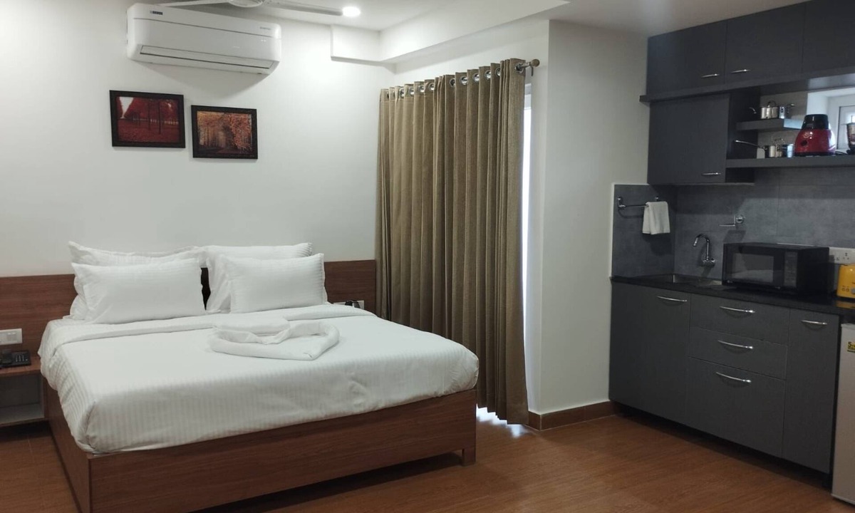 Hyderabad Hotel | Palladium Luxury Suites