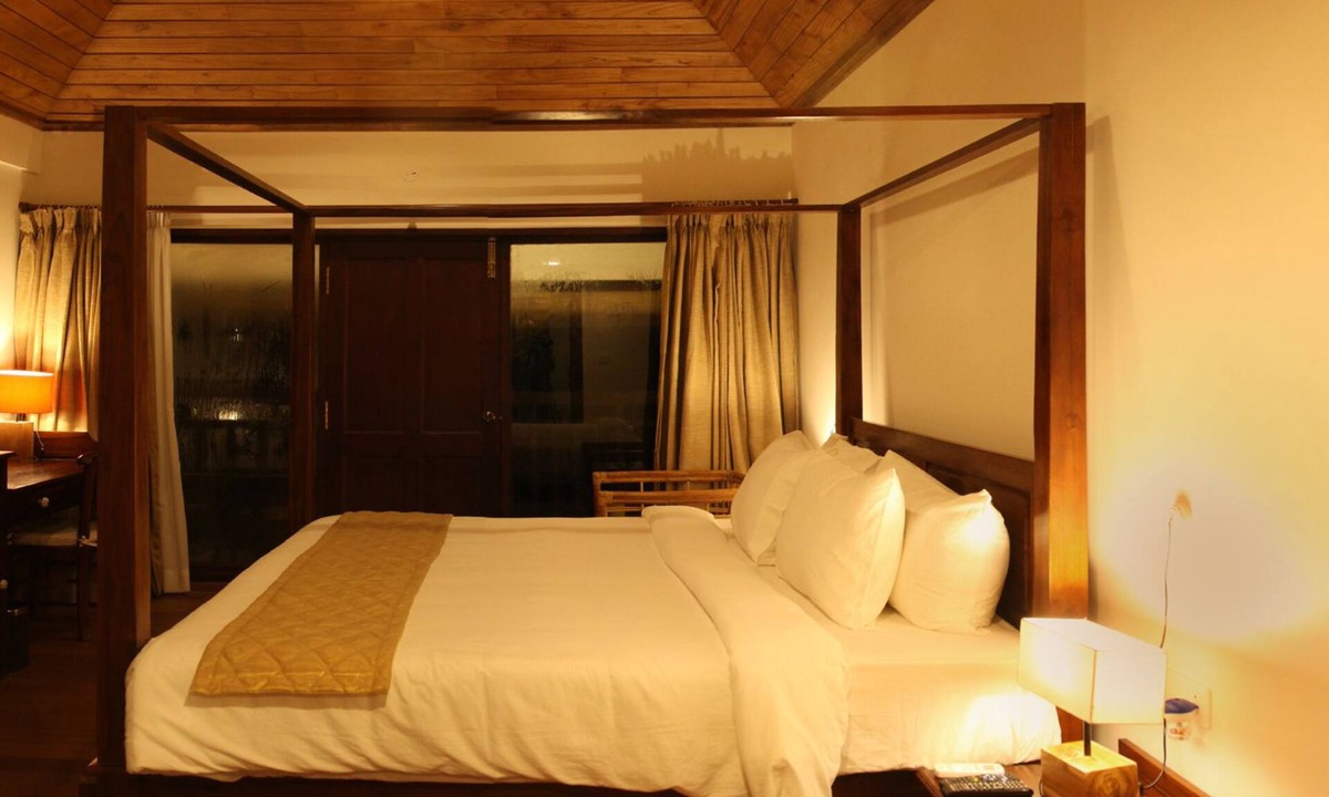 Alappuzha Hotel | Paloma Backwater Resorts