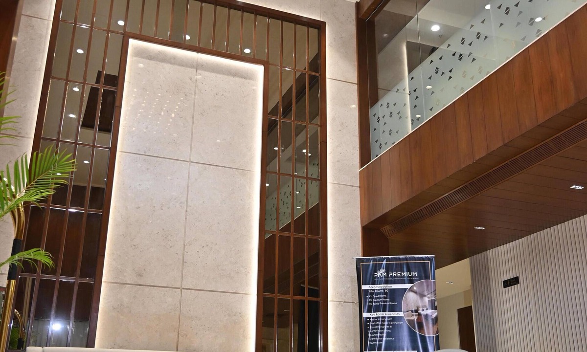 Sayajiganj Hotel | Pam Premium Hotel Vadodara