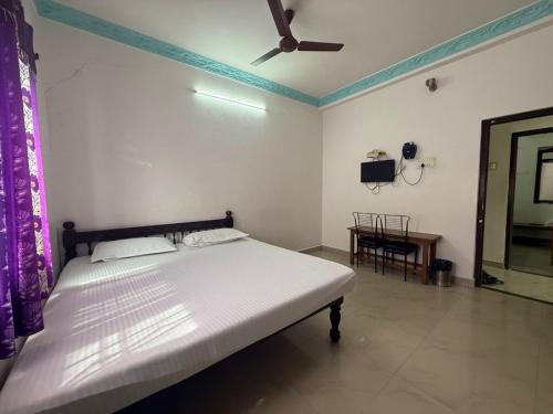 Tindivanam Hotel | Parsha Ocean Breeze Inn