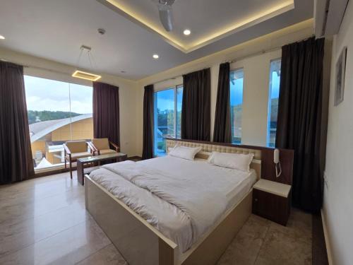 Perumbavoor Cabin | PetRose Business Hotel