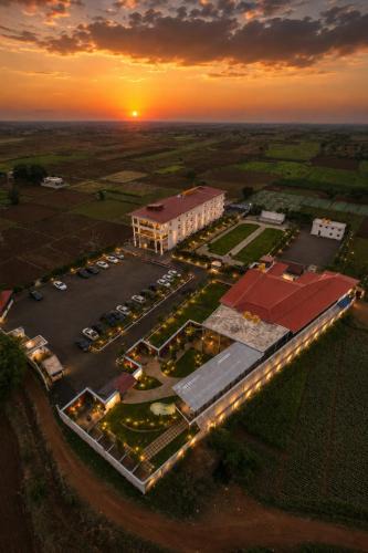 Belagavi Hotel | Prakruthi Retreat Belagavi