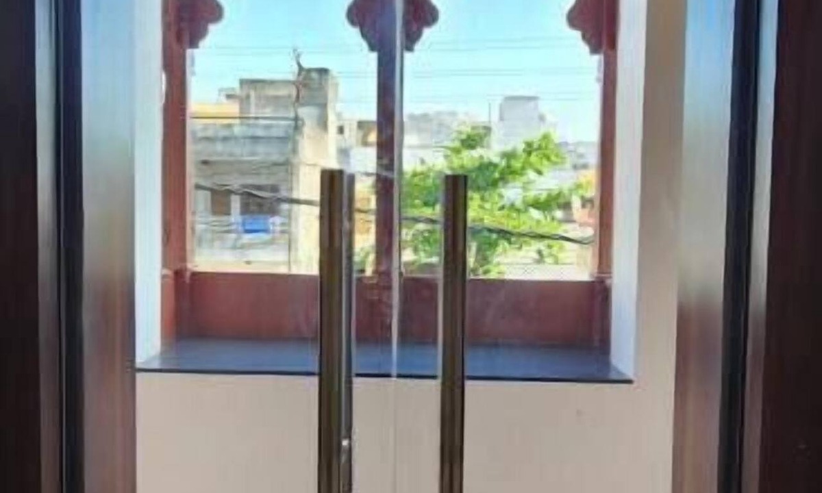 Ujjain Hotel | Pratap Royal Stay