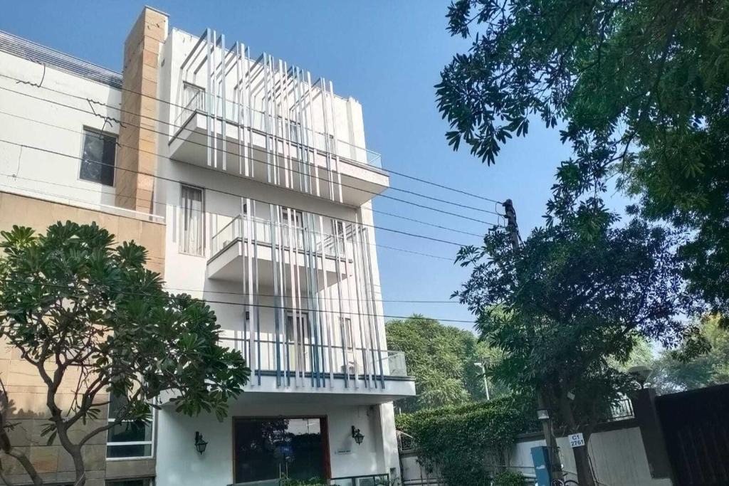 Sushant Lok Hotel | Premium Nest