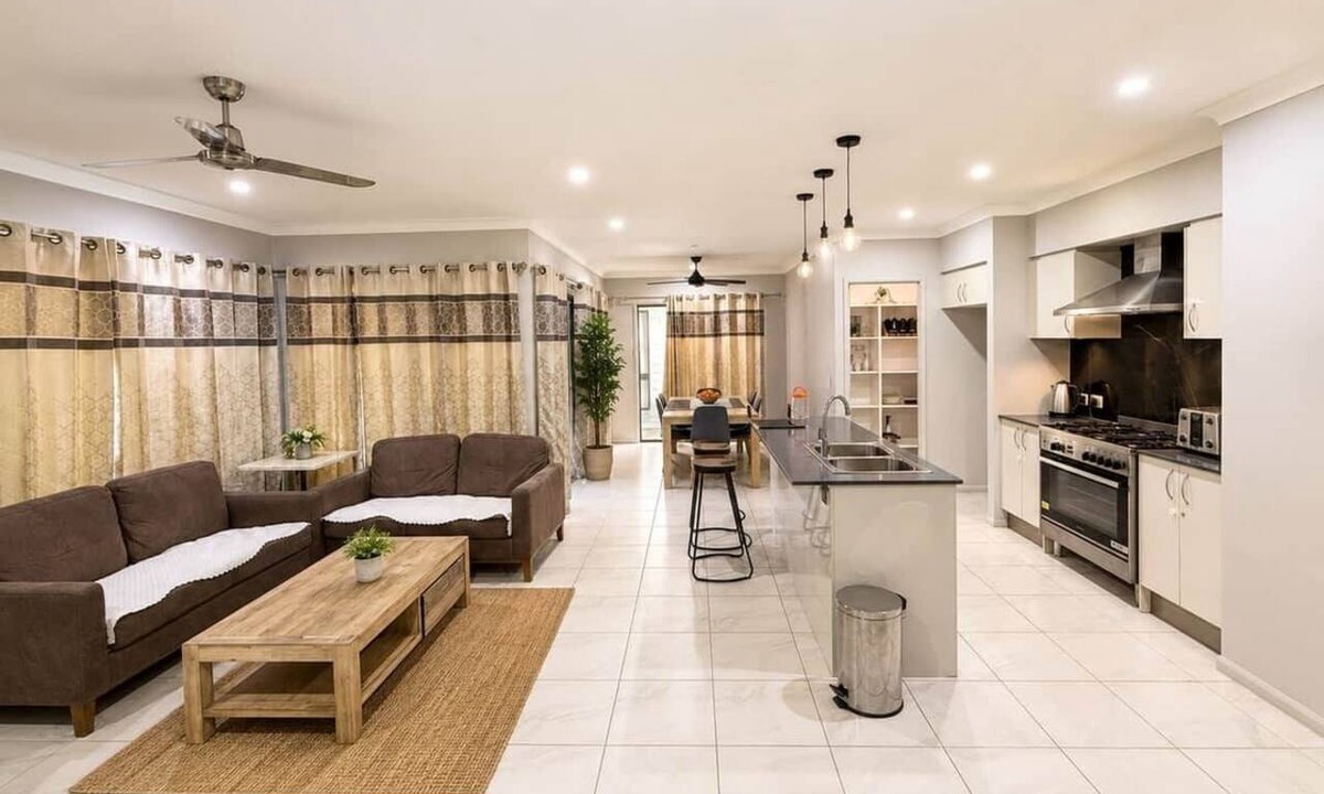 Pimpama House | Private Duplex - Pimpama/Gold Coast