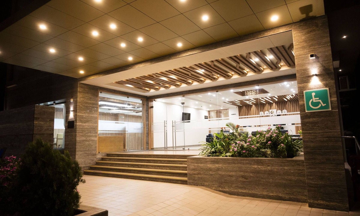 Jamnagar Hotel | RAAJ SVASTIK INN