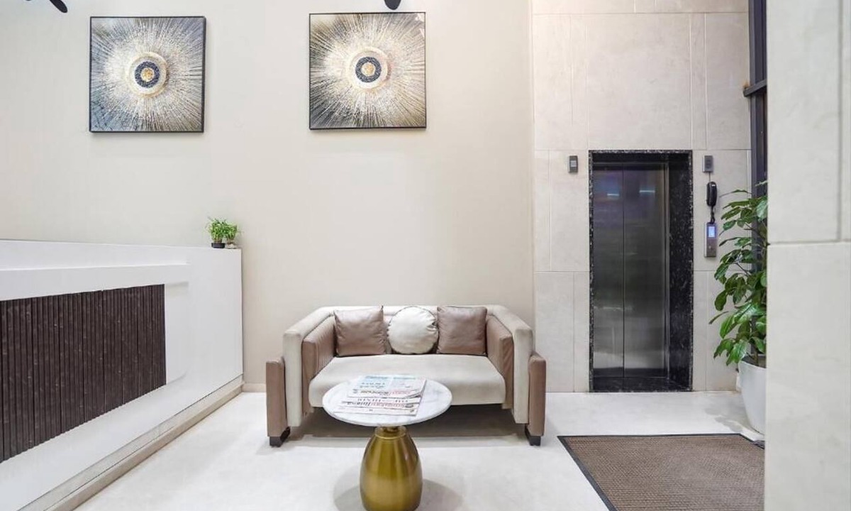 5th Block Hotel | RAAYARA SUITE