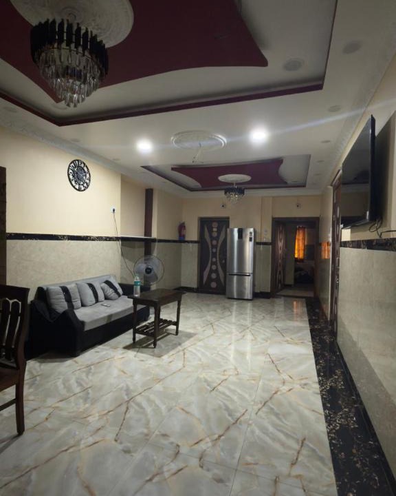 Sealdah Hotel | Radha Rani Guest House
