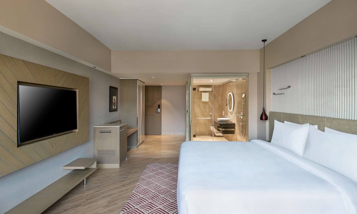 Sector 29 Hotel | Radisson Hotel Sector 29 Gurugram