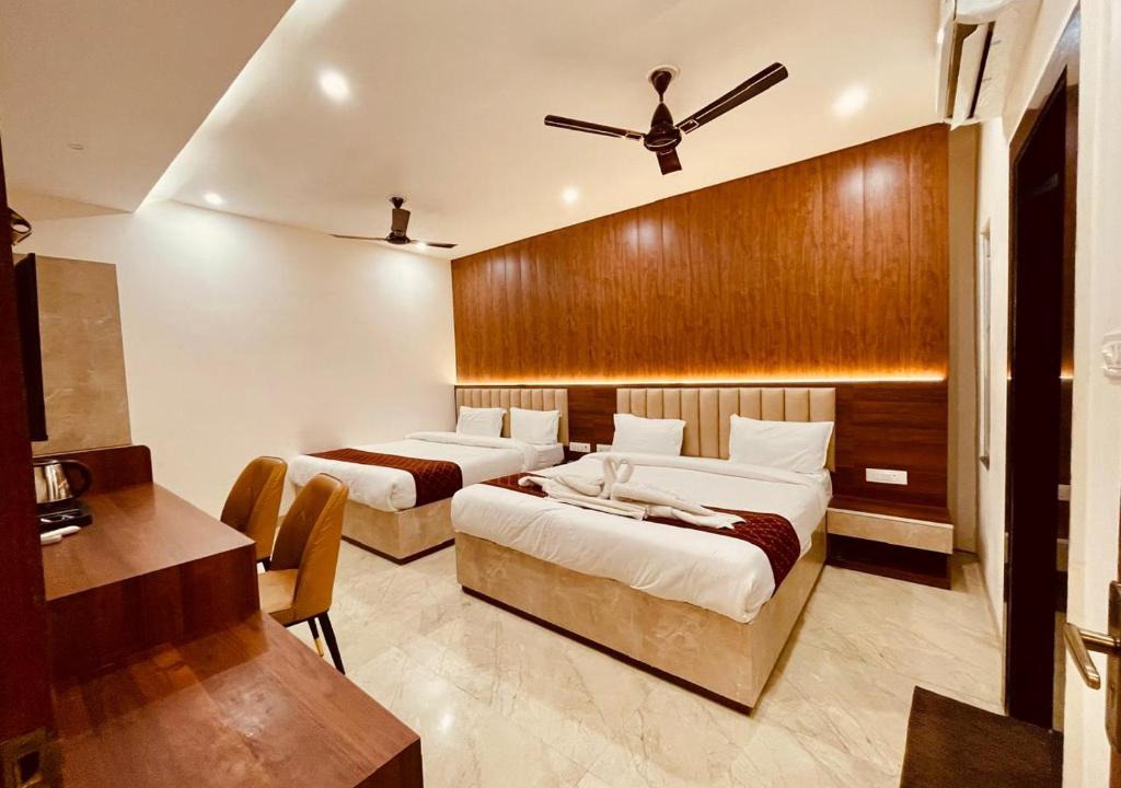 Faizabad Hotel | Raghuwar Palace