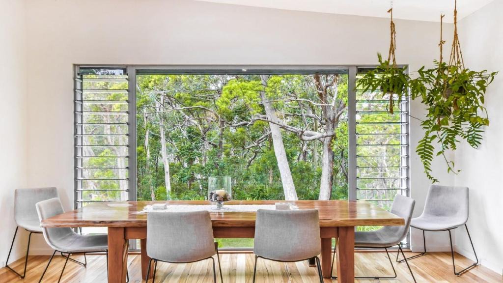 Boomerang Beach House | Rainforest Tranquility