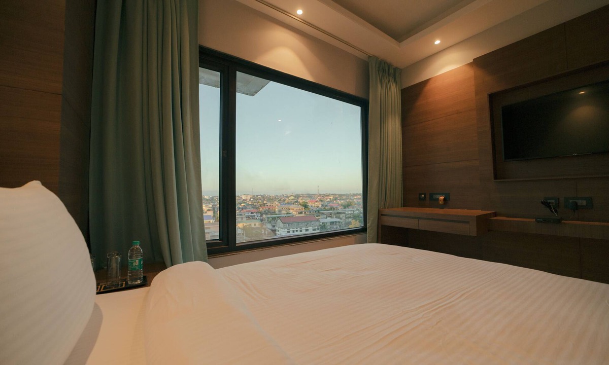 Dibrugarh Hotel | Raj Meridian