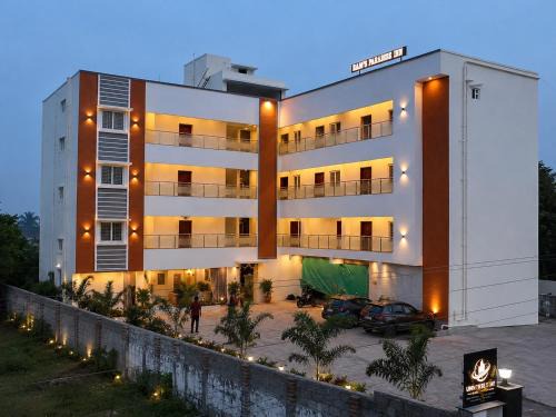 Chennai Hotel | Raja's Paradise Inn