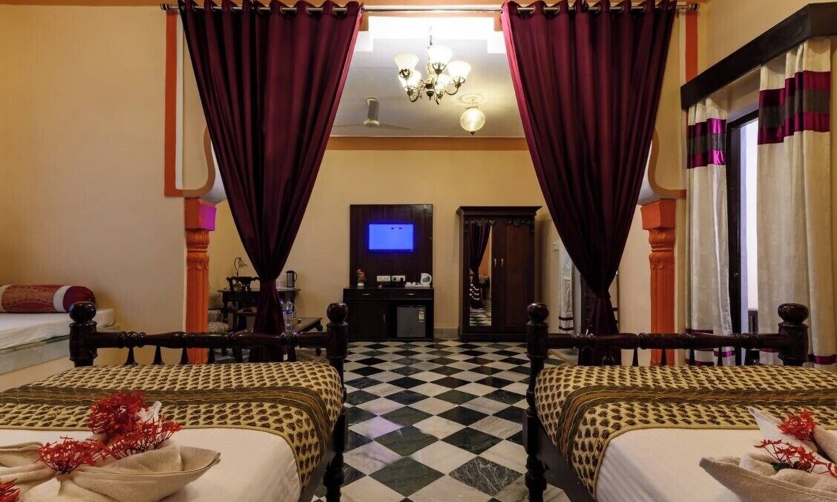 Orchha Hotel | Rajmahal The Palace