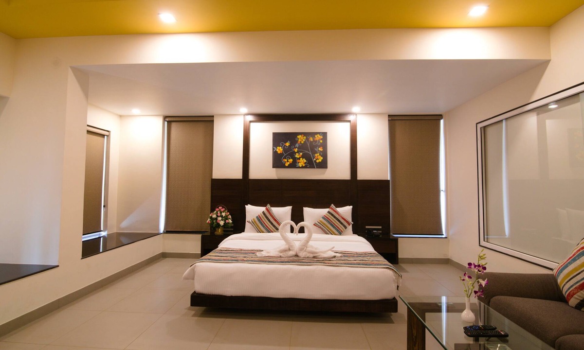 Nagoa Hotel | Regenta Central North Goa