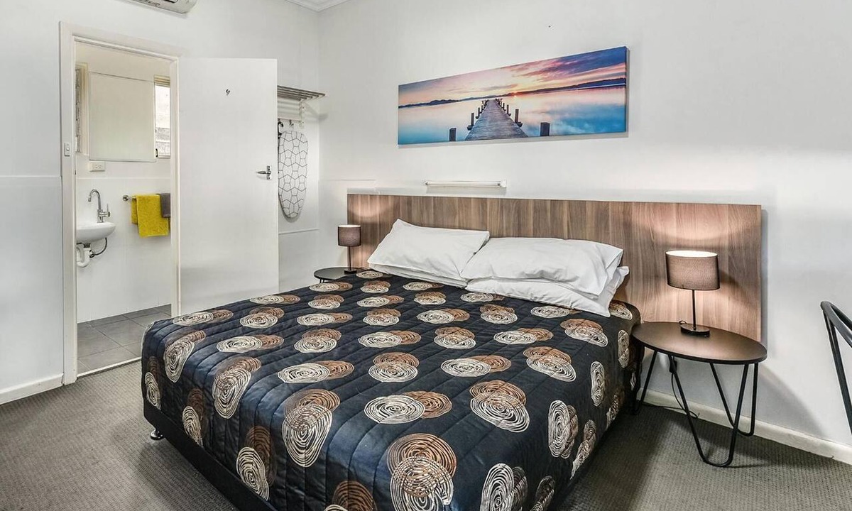 Naracoorte Hotel | Rest Motels Naracoorte