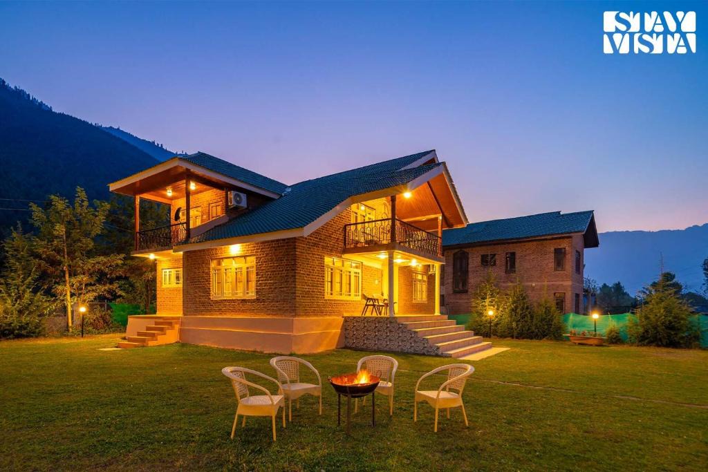 Brein Villa | Riverfront Retreat - Qaraar by VEO, StayVista - 4BHK Villa with BBQ & Bonfire
