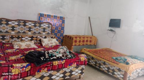 Phulpur Apartment | Room