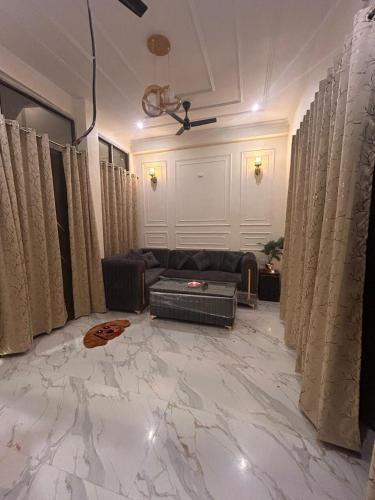 Phulpur Villa | Rouge Retreat
