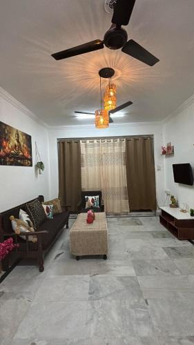 Panch Batti Apartment | Royal Abode- Mi Road- cscheme-Pink City-Near Airport and Jaipur Junction Railway station