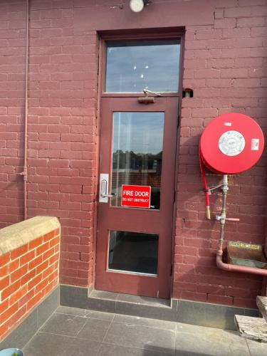 Fitzroy Hostel | Royal Derby Hotel