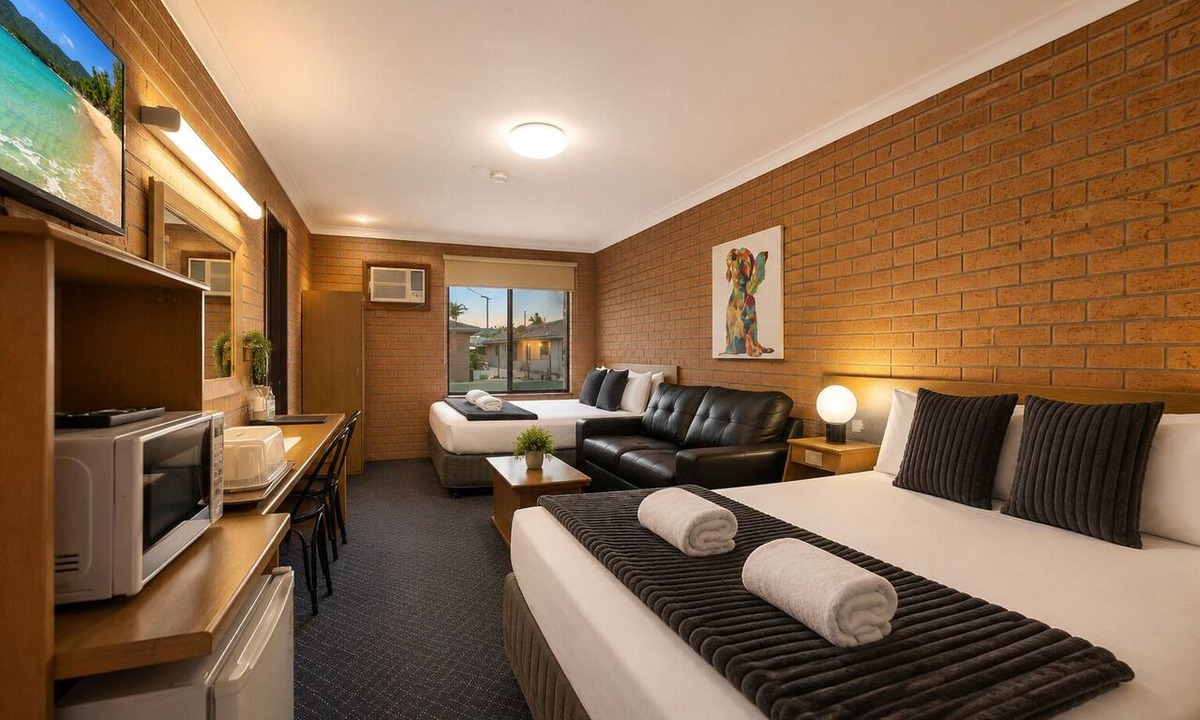 Coffs Harbour Hotel | Royal Palms Motor Inn