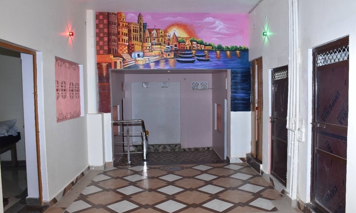 Varanasi Hotel | Rudra Guest House