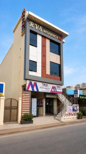 Tiruchendur Hotel | RVS Residency