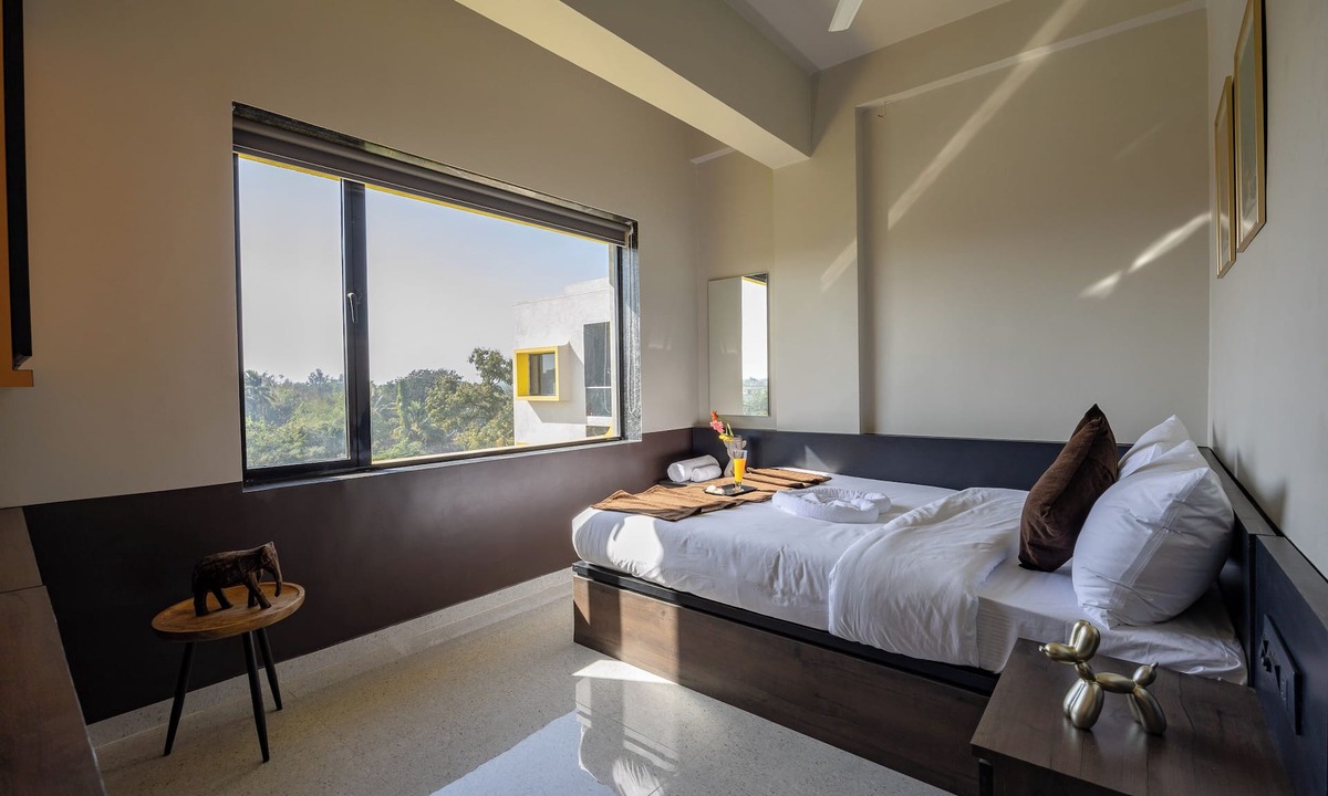 Pardi Hotel | Saavi Suites