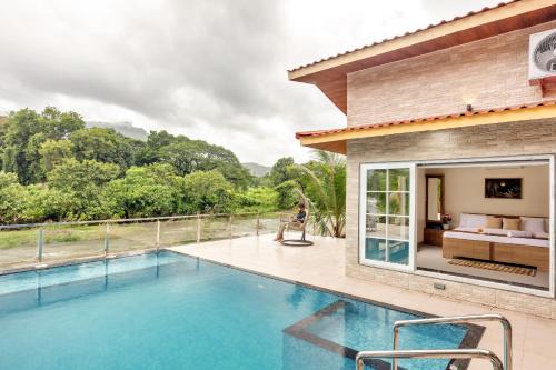 Vaijanath Villa | SaffronStays Riverdeck Vista