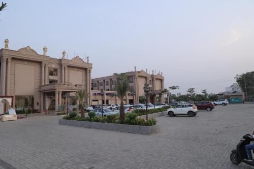 Hoshangabad Hotel | Sai Krishna Hill View Resort