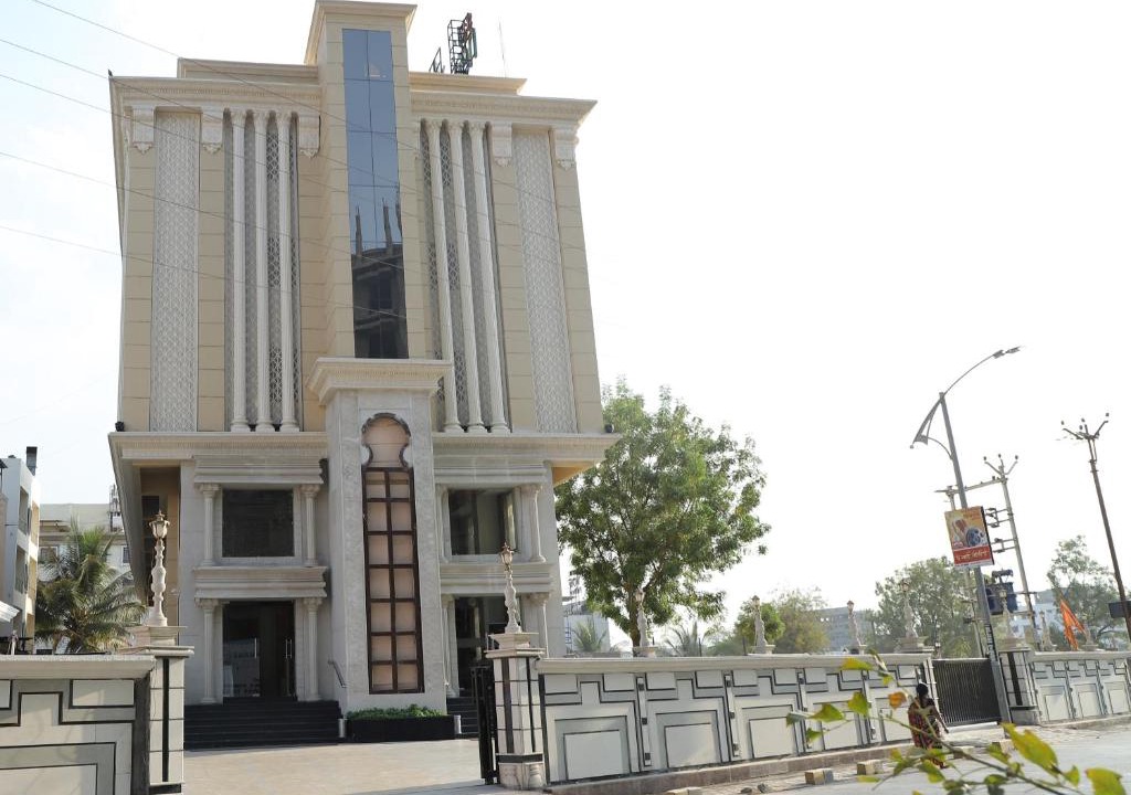 Shirdi Hotel | Sai Neem Tree Hotel