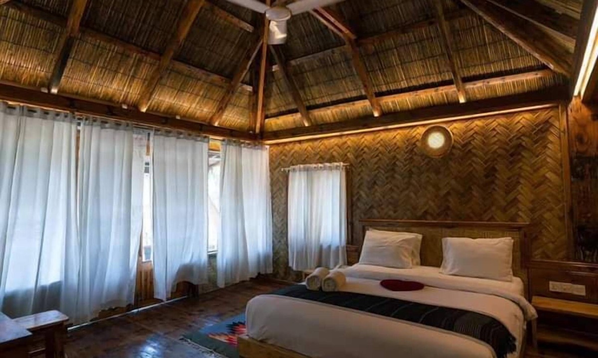 Saint Martin's Island Hotel | Sand Castle Beach Resort Saint Martin