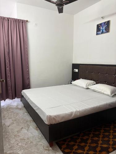 Pipra Dewas Hotel | Satyamev Grand Inn