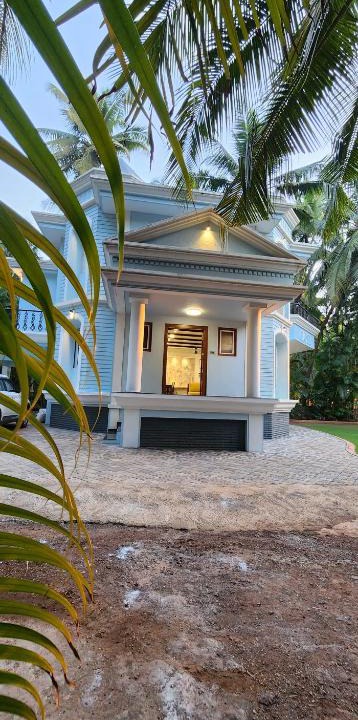 Anjanvel Villa | Sea Breeze Bungalow, Guhagar