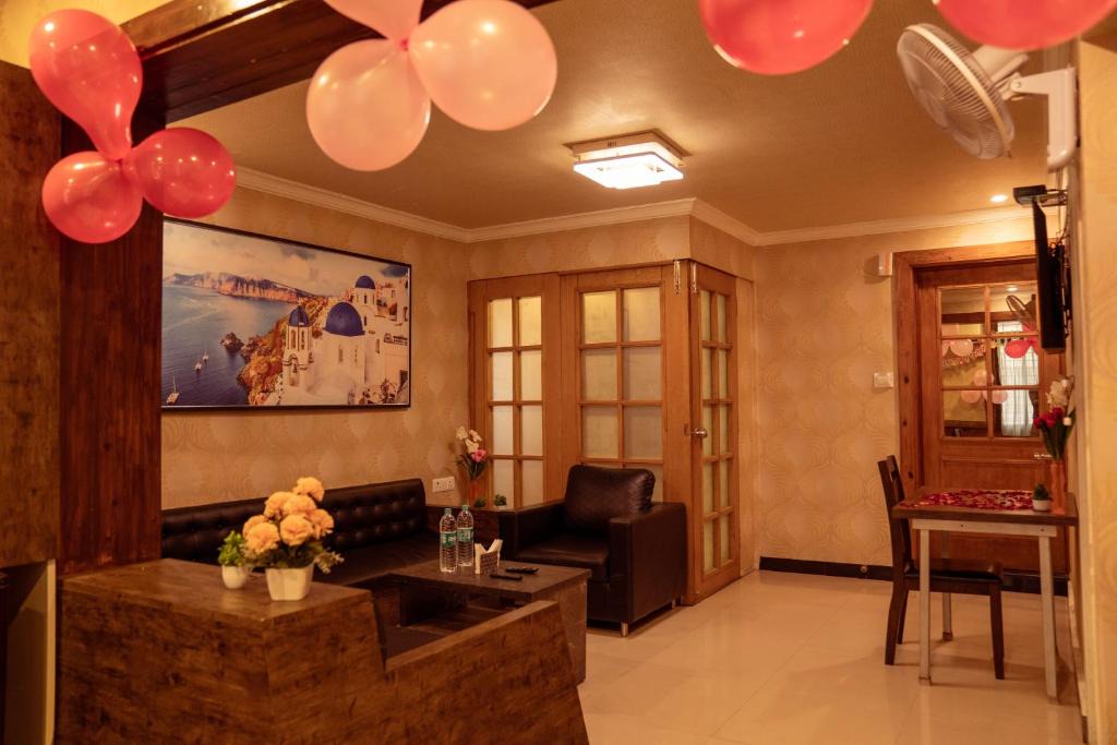 JP Nagar Hotel | Seasons Suites - JP Nagar