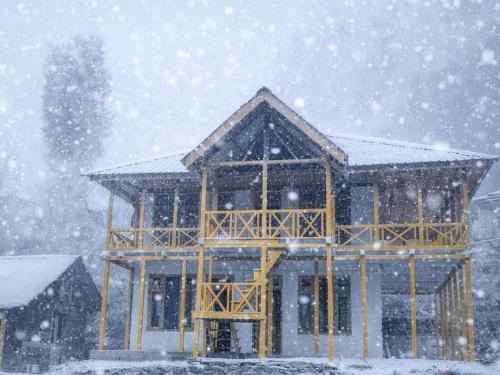 Shangarh House | Shangarh JC Snow Valley