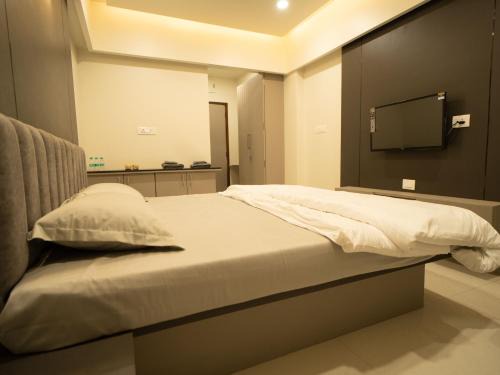 Kolhapur Hotel | Sharanya Nivas