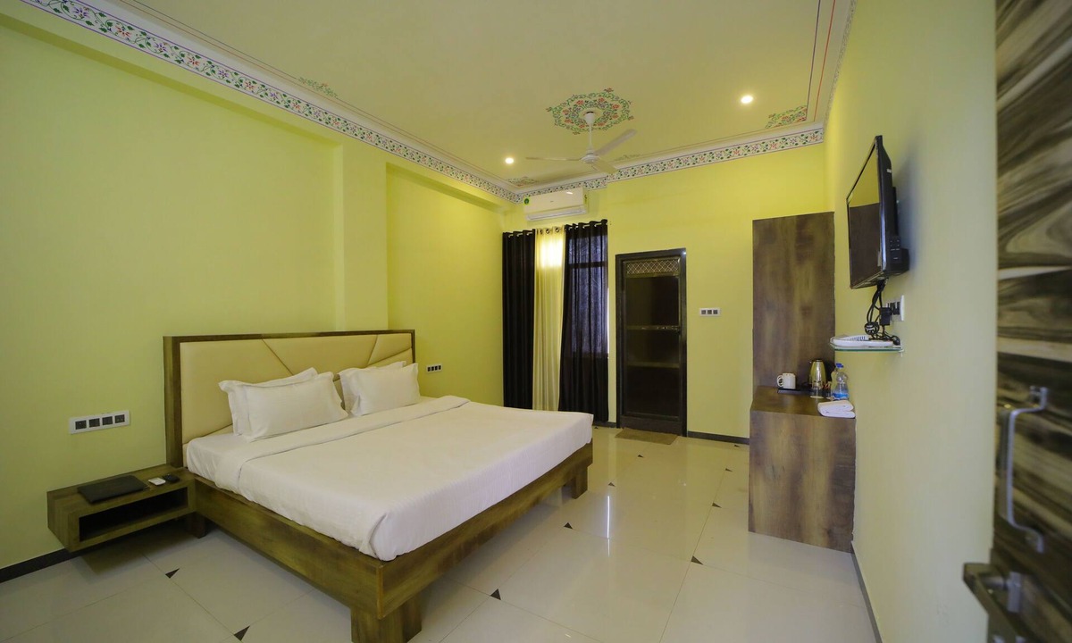 Nathdwara Hotel | Shiv Ashray Resort