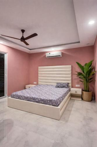 Noida Villa | Shiv kashi farm luxury 3bhk with big pool