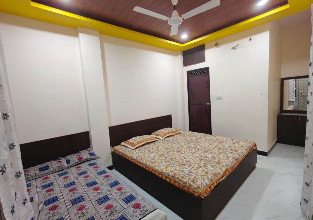 Ujjain Hotel | Shree Balaji Yatri Grah