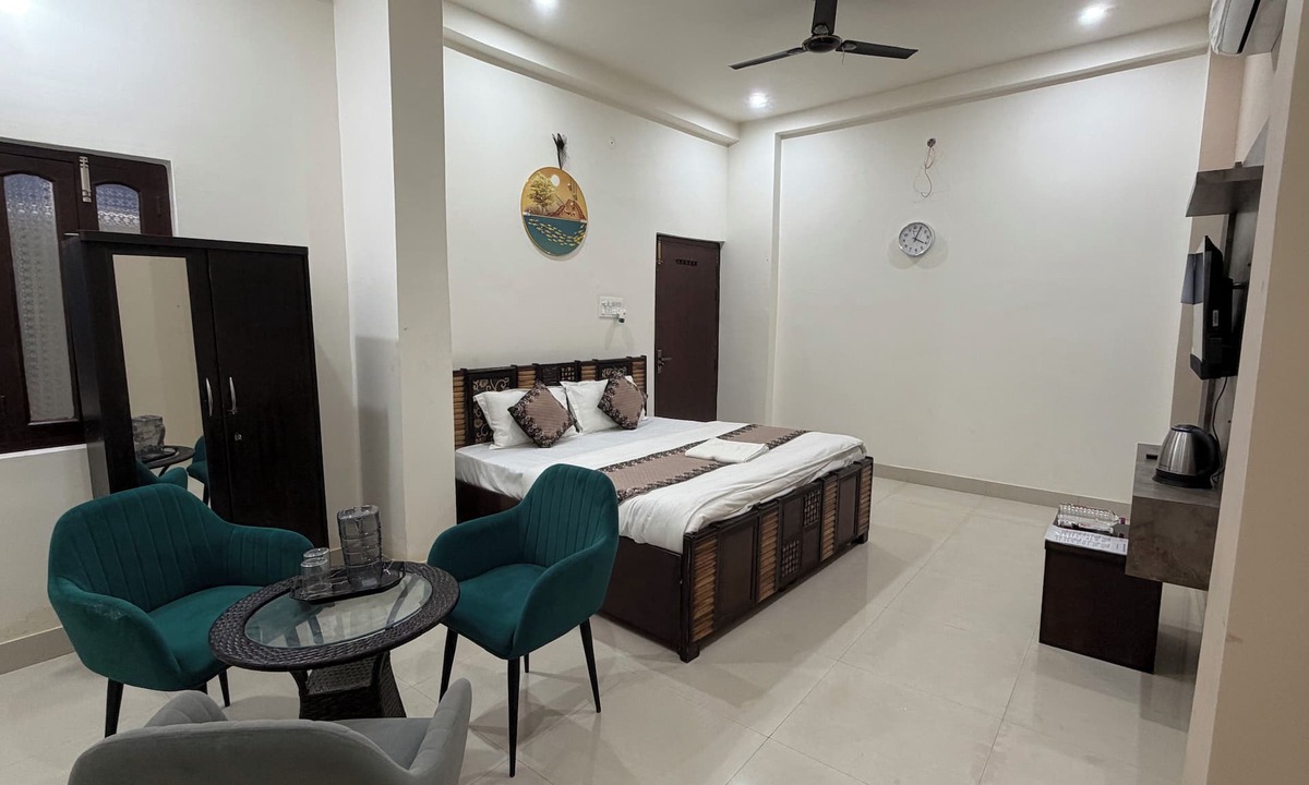 Sitamarhi Hotel | Shri Awadh Hotel