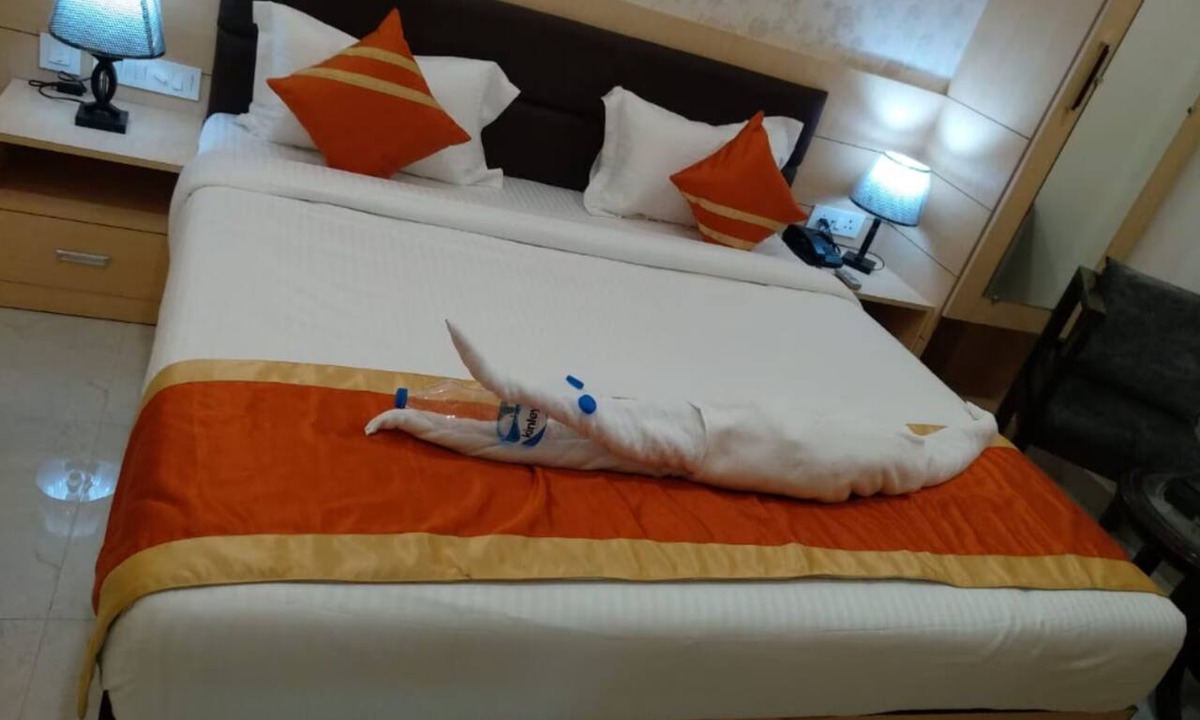 Azamgarh Hotel | Shri Sai Hotel Azamgarh